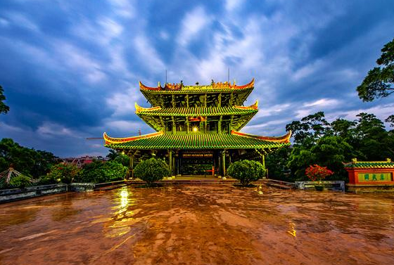 广西玉林桂平西山龙潭勾漏洞容州古城大容山5天4晚跟团游