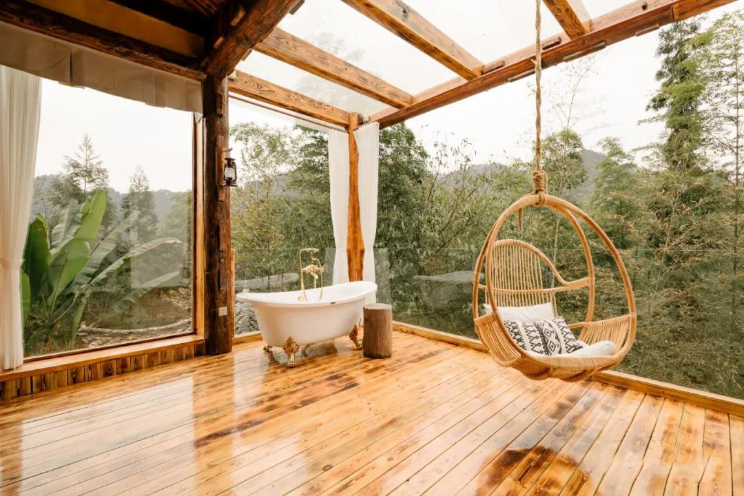 【归隐】【观荷】图文详情更多内容山五号山谷目前由5栋独立民宿构成.