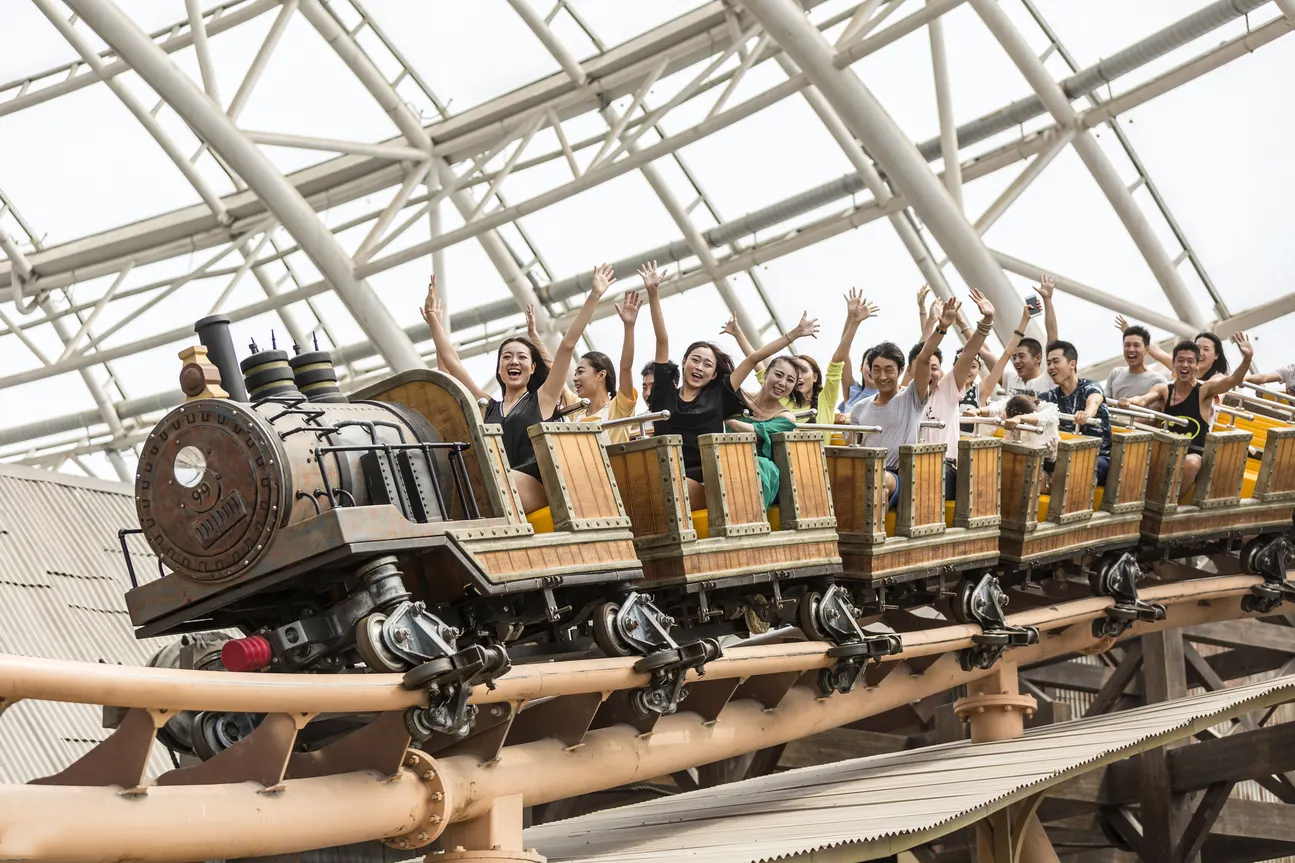 天津欢乐谷门票超长木质过山车惊心动魄激流勇进共度美好欢乐时光内含
