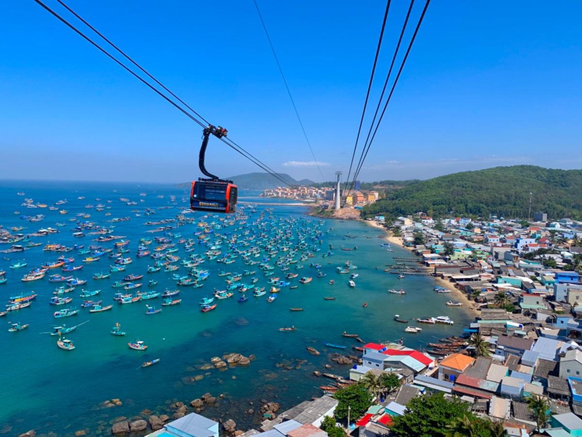 富国岛香岛自然公园缆车票(含aquatopia水上乐园门票 可选自助餐 跨海