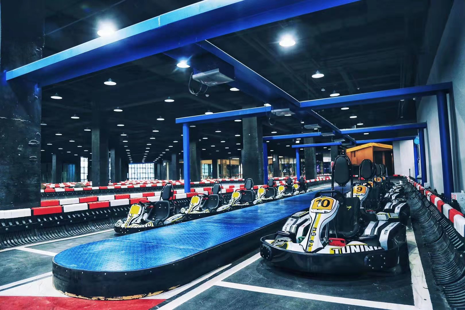 四川成都双流图灵蓝速卡丁车体验