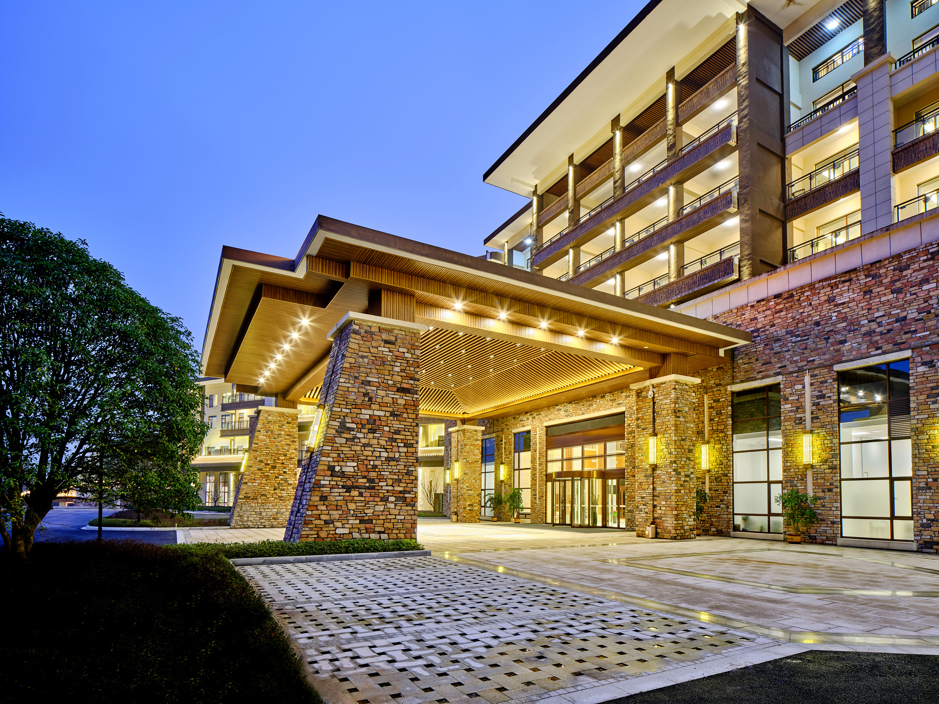 宜春奉新九仙君澜温泉度假区度假酒店2天1晚住宿(双人早餐 双人温泉