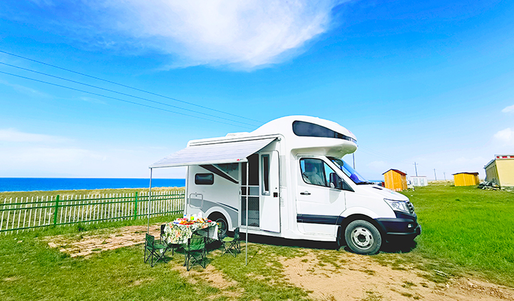 青海甘肃房车大环线8日游35人独立成团无人机随车房车露营茶卡盐湖东