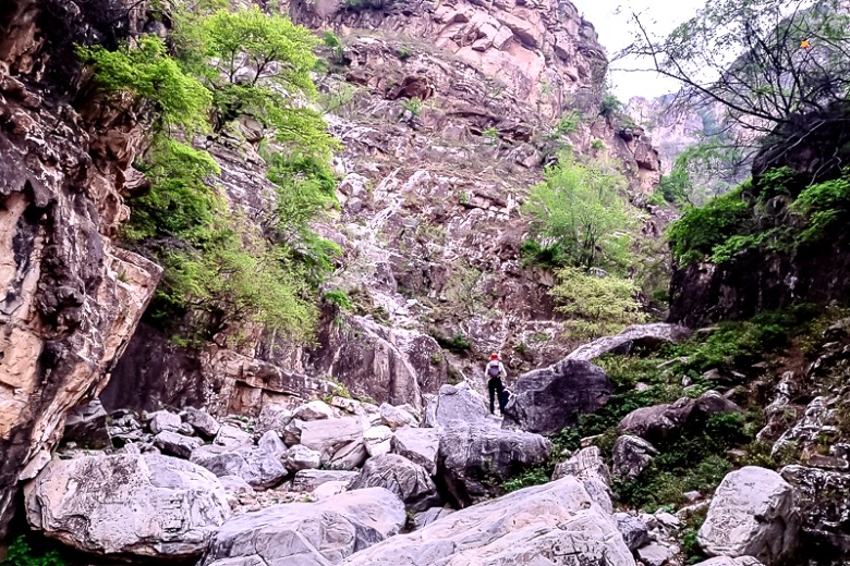 北京出发忘忧谷一日游户外经典金家庄忘忧谷南翻峪12公里环穿徒步