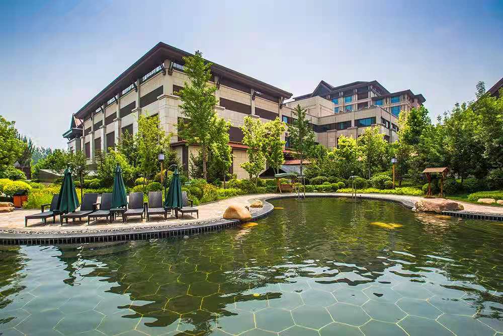 盘锦红海湿地温泉乐园酒店2天1晚住宿盘锦红海湿地温泉门票含双人早餐