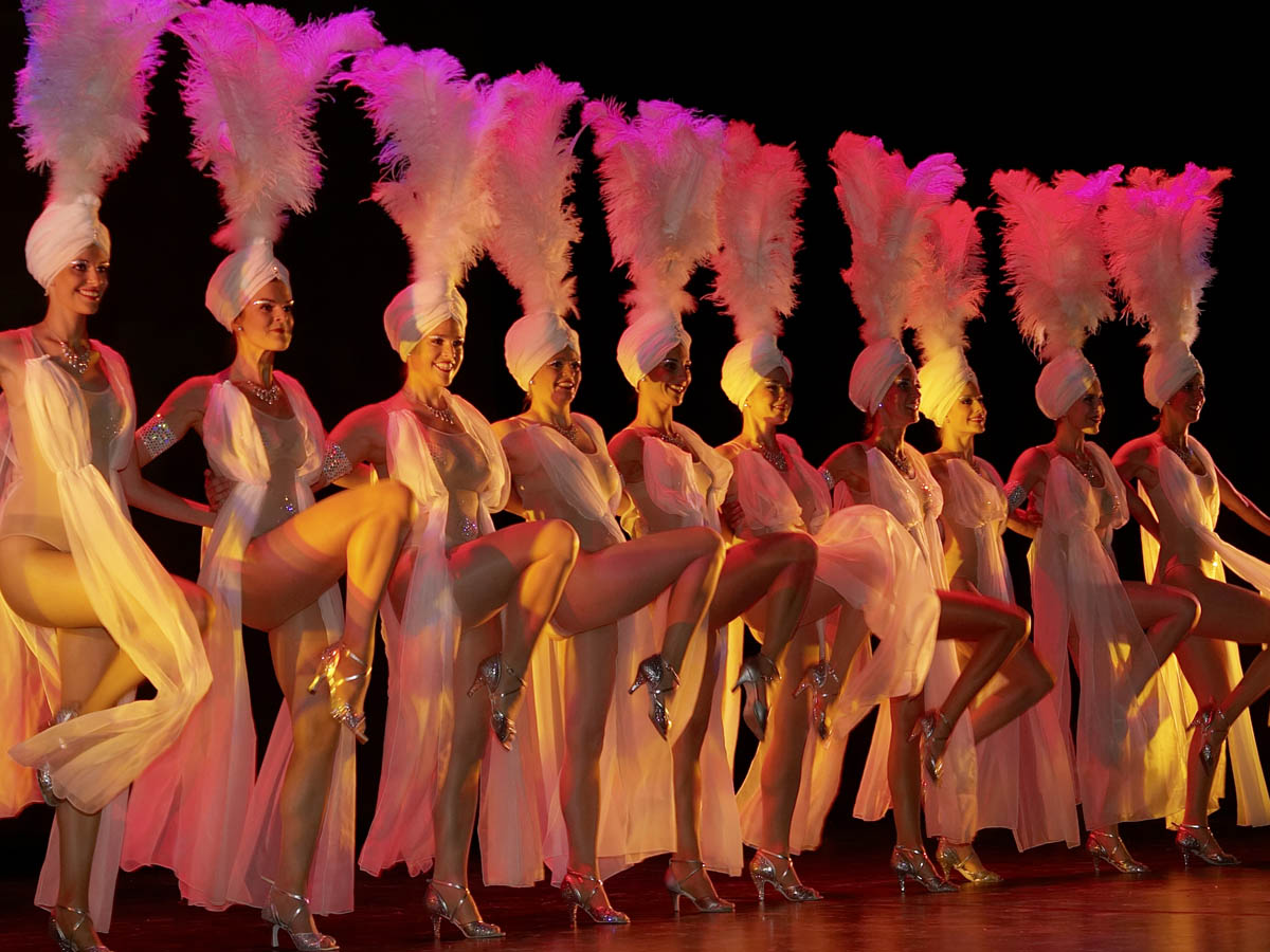 法国巴黎丽都秀 含半瓶香槟 (快速出票 免打印)