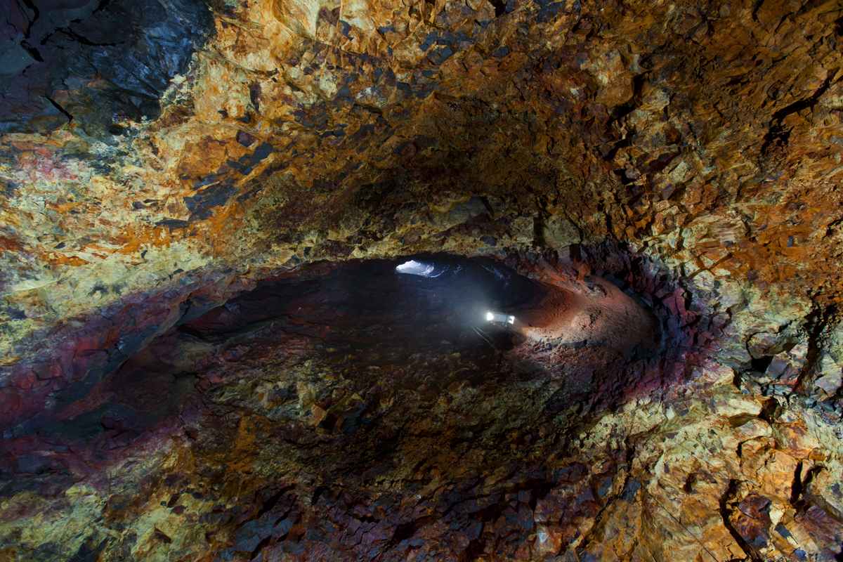 冰岛夏季7天6夜奇幻岛屿之旅火山内部遨游黄金圈冰河湖南岸瀑布黑沙滩