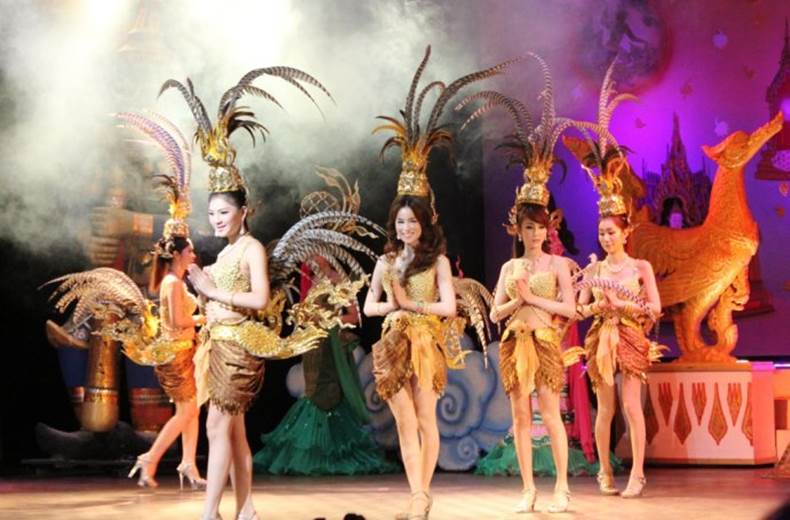 曼谷 曼波人妖秀门票