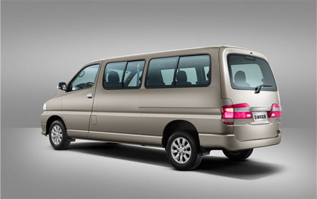 阁瑞斯9座商务车自驾mpv20手动乘坐9人15年含保险