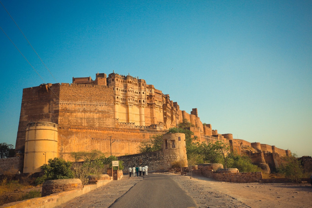 北京飞新德里印度北方邦10日8晚半自由行(深度游精品小包团 2-6人出发