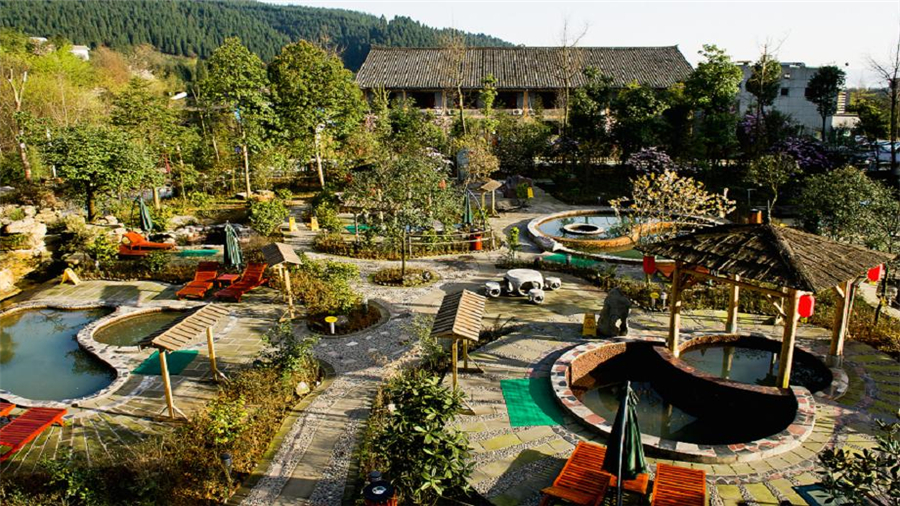 温泉度假 七里坪温泉酒店一晚住宿 (含双早双温泉)