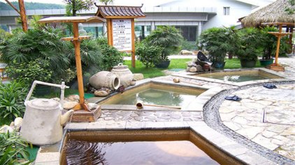 盘锦红海湿地温泉主题乐园位于中国最美湿地盘锦市大洼区田家镇,毗邻